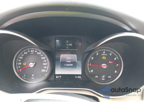 2016 Mercedes-Benz C 300 4Matic/Luxury 4Matic/Sport 4Matic z USA, uszkodzony, nr VIN 55SWF4KB9GU103684